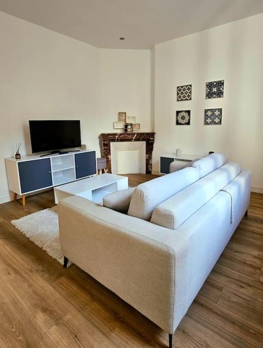 La Perle Bleue Apartment *